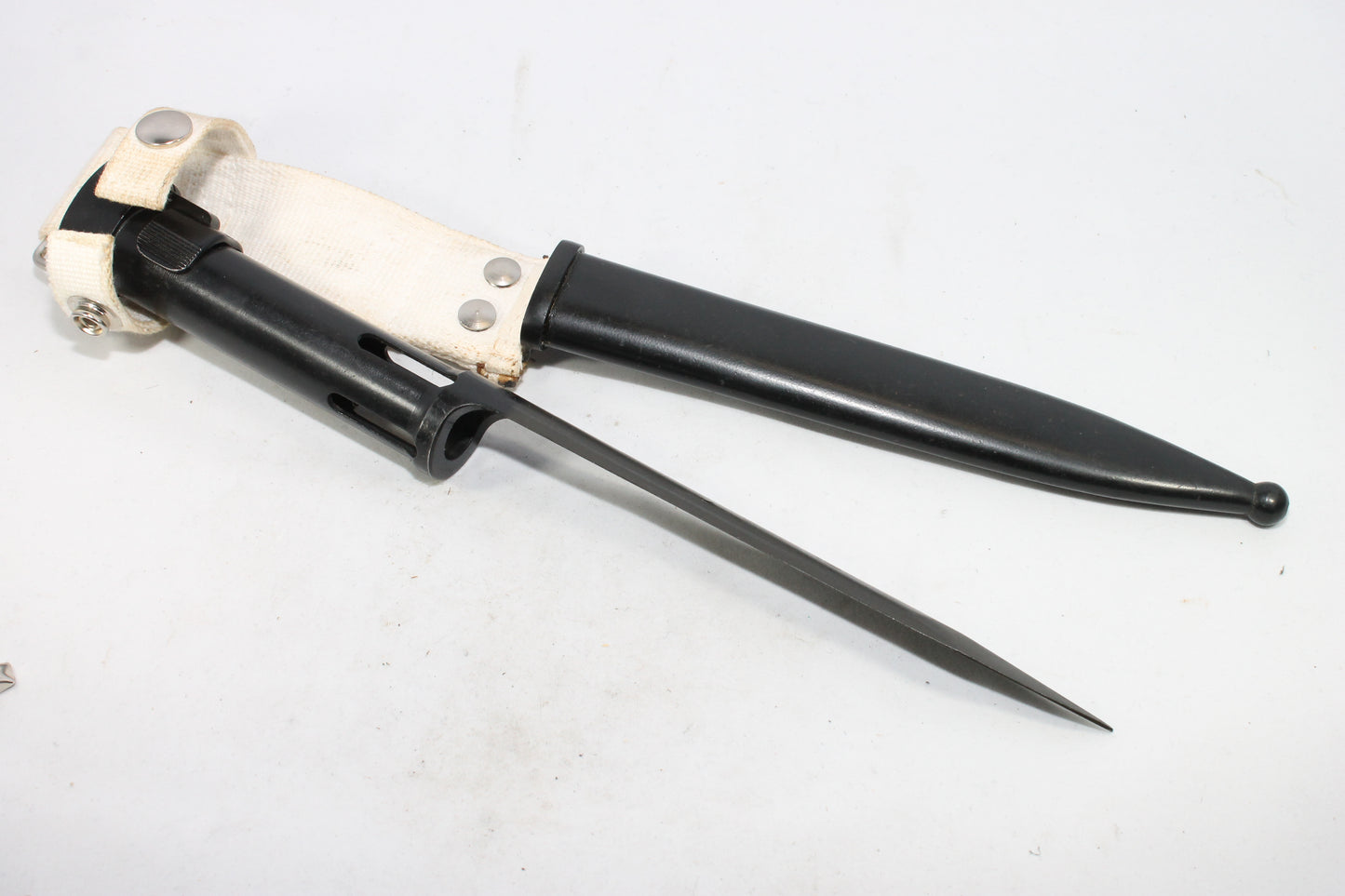 Bajonet FAL type C met zeldzame stalem schede