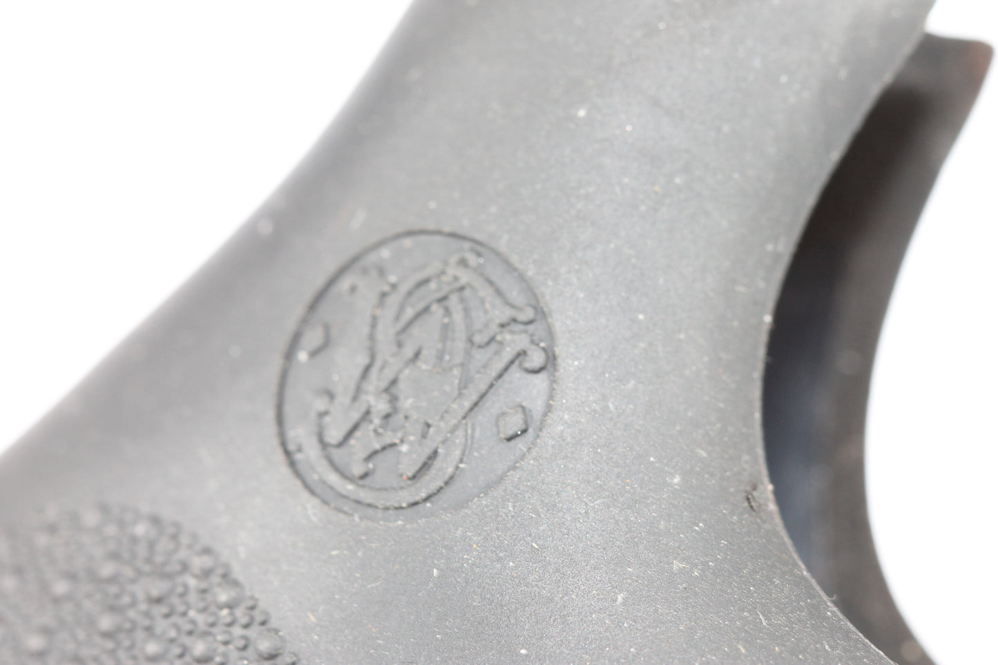 N Frame Rubber Hogue Finger Groove + Logo Smith & Wesson
