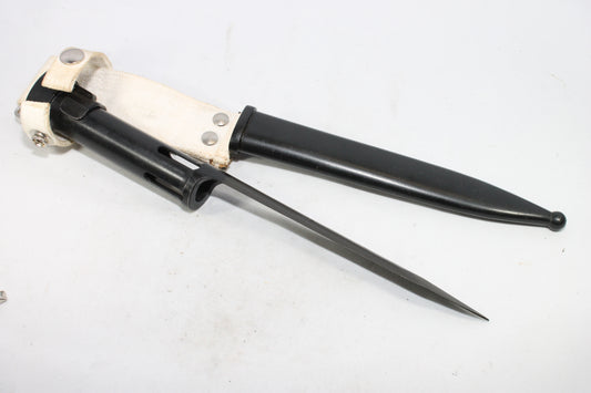 Bajonet FAL type C met zeldzame stalem schede