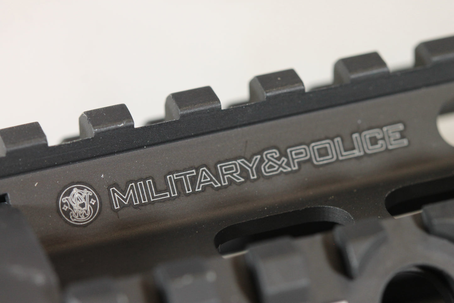 S&W M&P Quad Rail handguard free floating