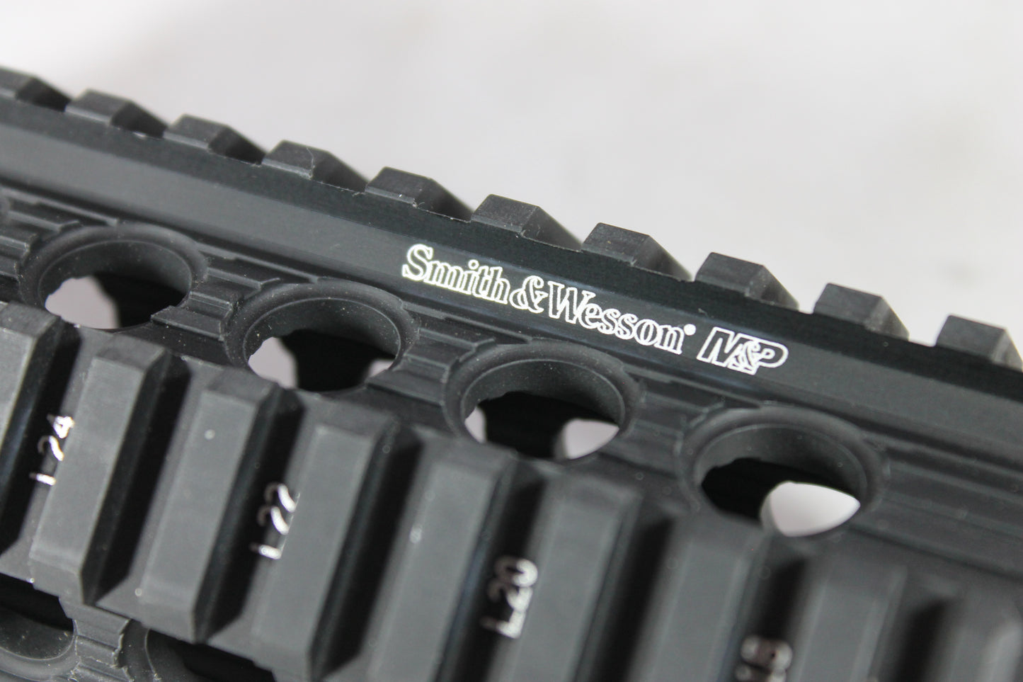 S&W MP15 Quad Rail drop in